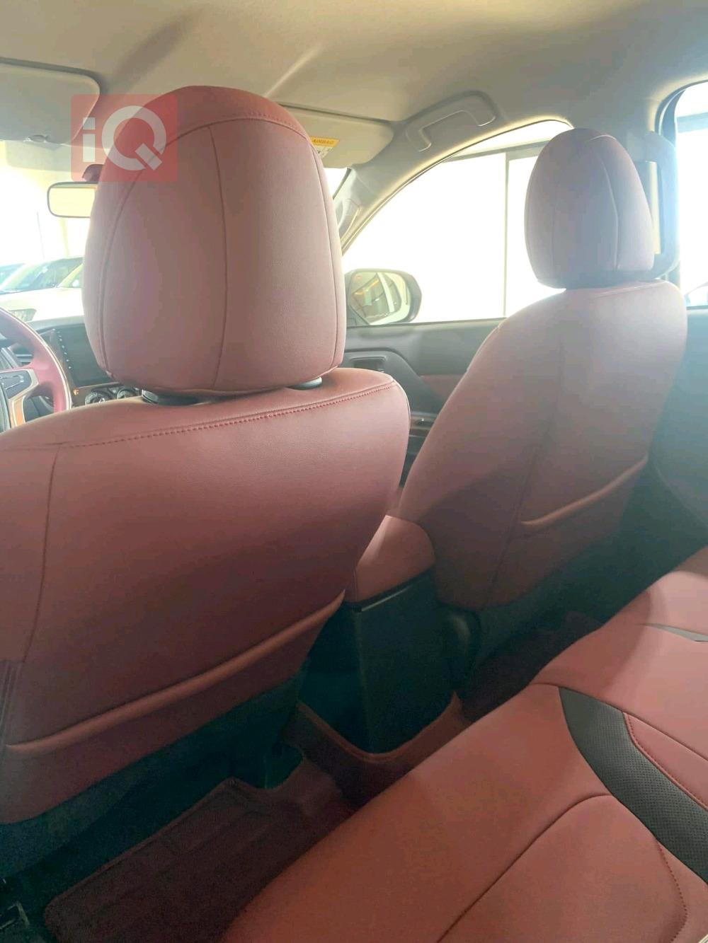 میتسوبیشی L200